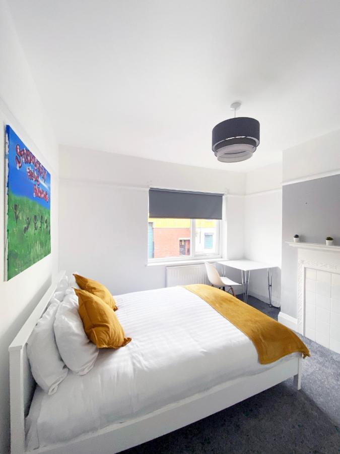 The Baltic Townhouses By Serviced Living Liverpool Bagian luar foto