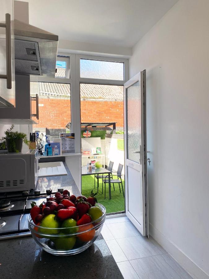 The Baltic Townhouses By Serviced Living Liverpool Bagian luar foto